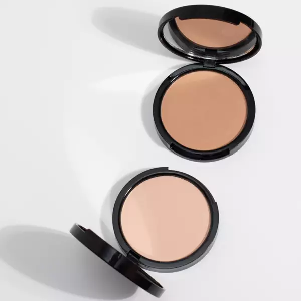 pó compacto facial Hipoalergênico Claro